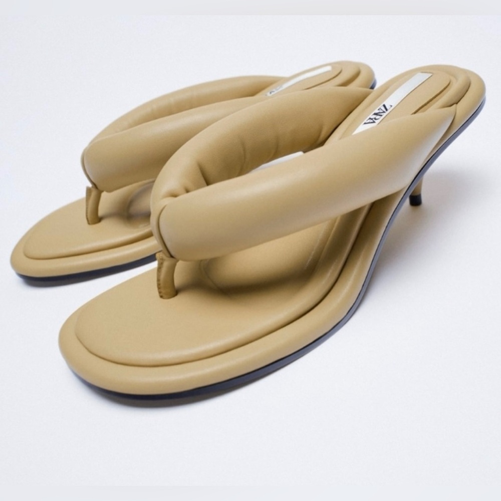 Zara Beige Puffy Kitten Heels Open Toe Thong Sandals